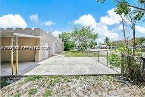 1301 Sharar Ave, Opa Locka FL 33054