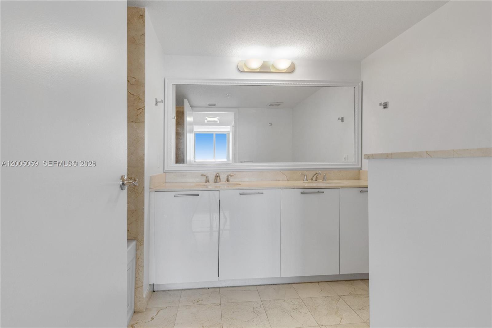 1800 N Bayshore Dr #1203, Miami FL 33132