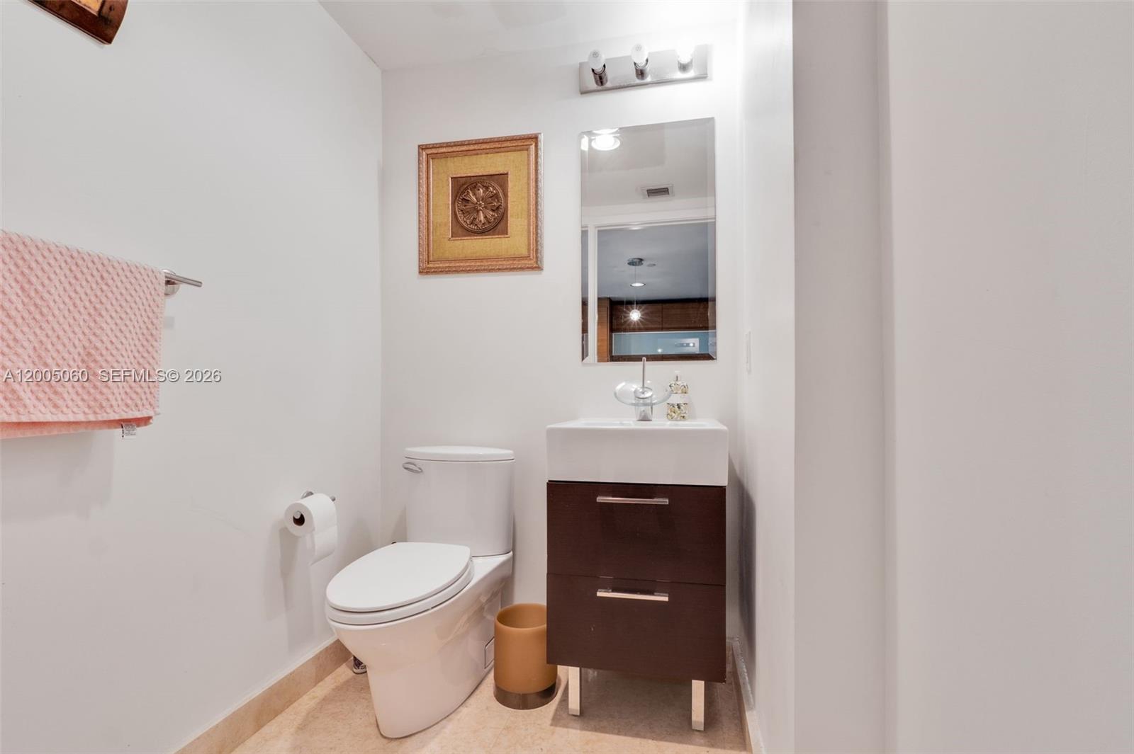 5875 Collins Ave #604, Miami Beach FL 33140