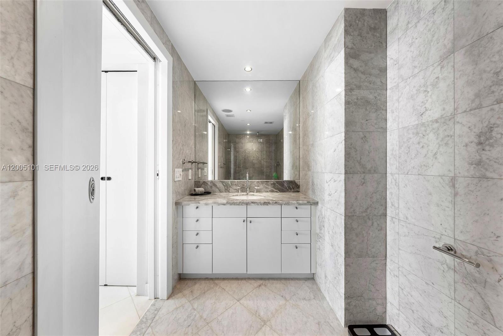 520 West Ave #2202, Miami Beach FL 33139