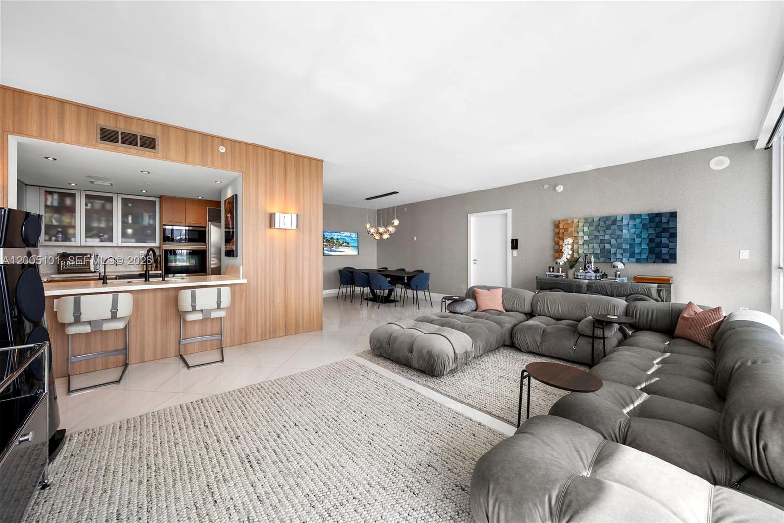 520 West Ave #2202, Miami Beach FL 33139