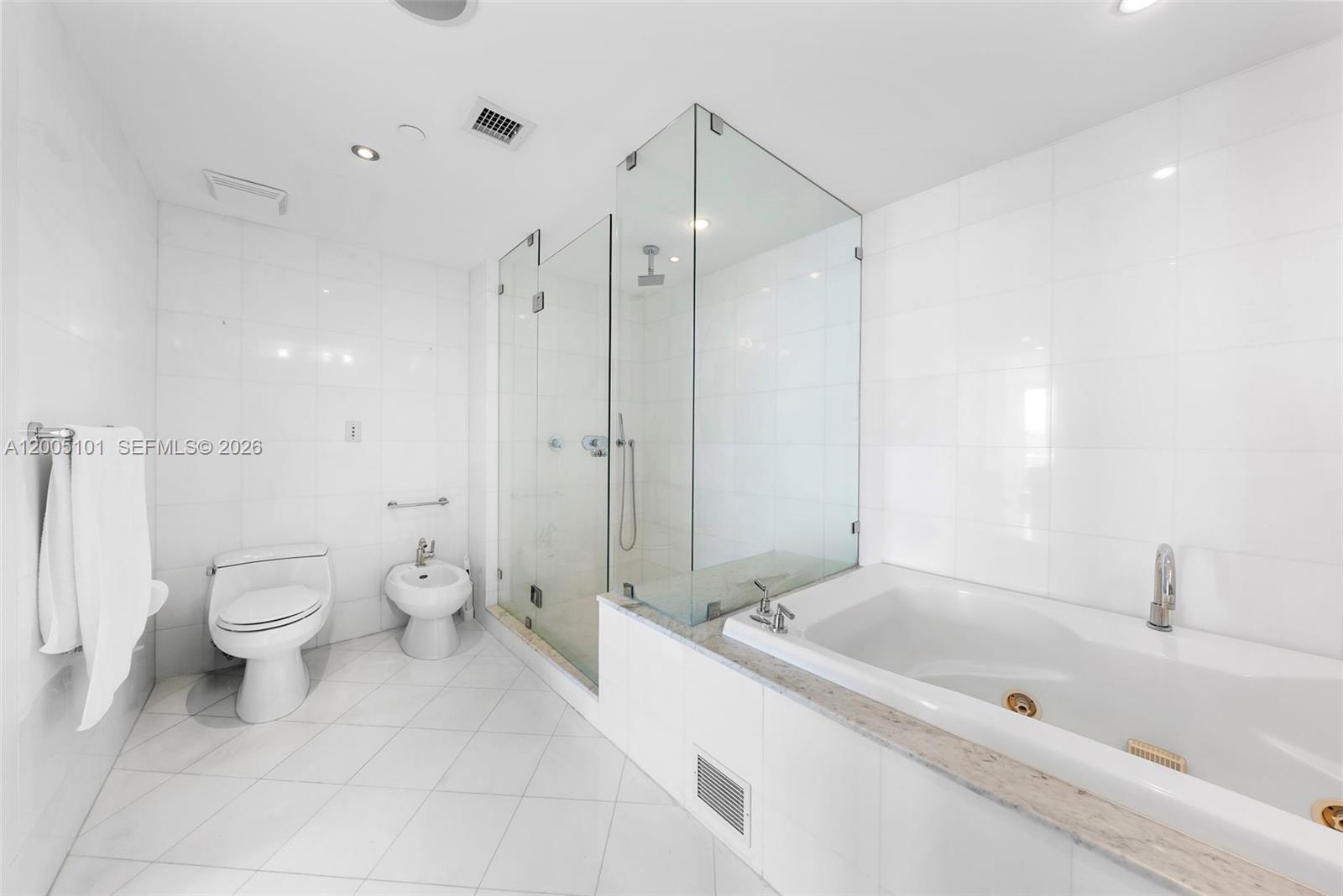 520 West Ave #2202, Miami Beach FL 33139