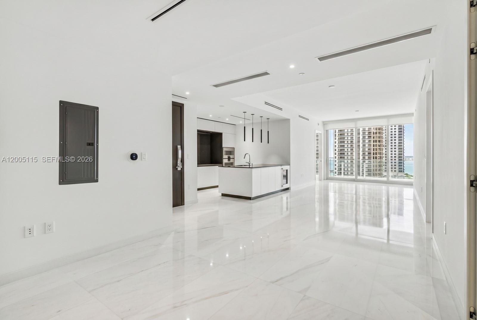 300 Biscayne Blvd Way #1002, Miami FL 33131