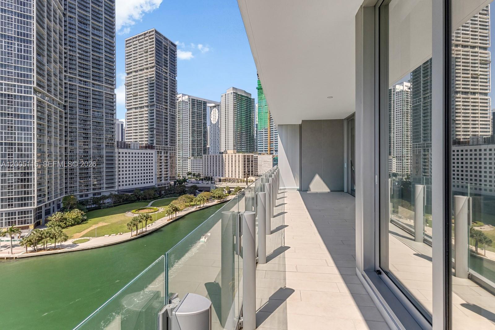 300 Biscayne Blvd Way #1002, Miami FL 33131