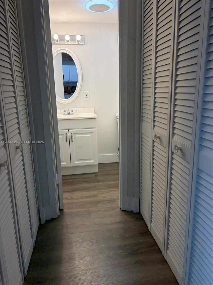 401 Golden Isles Dr #716, Hallandale Beach FL 33009
