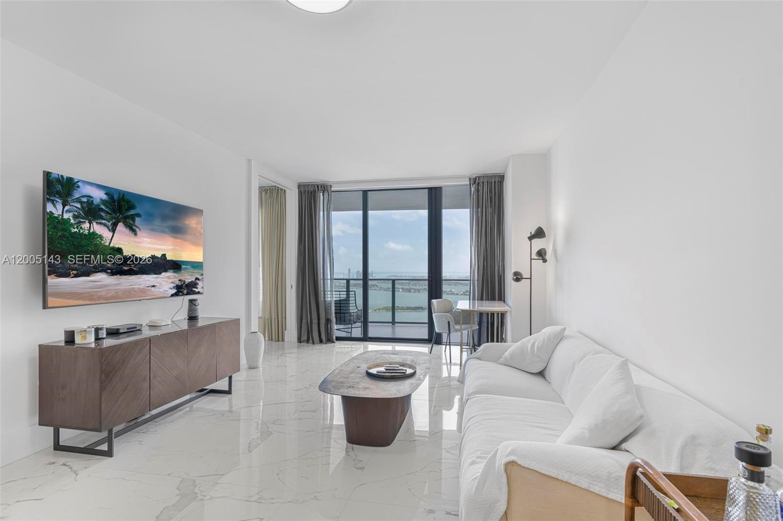 650 NE 32nd St #4903, Miami FL 33137