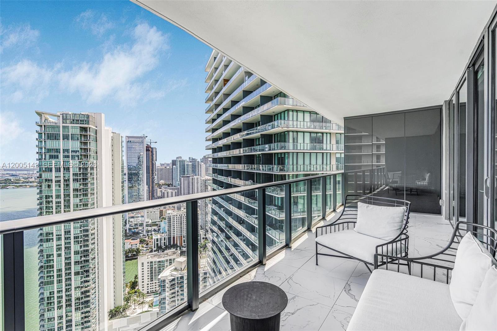 650 NE 32nd St #4903, Miami FL 33137