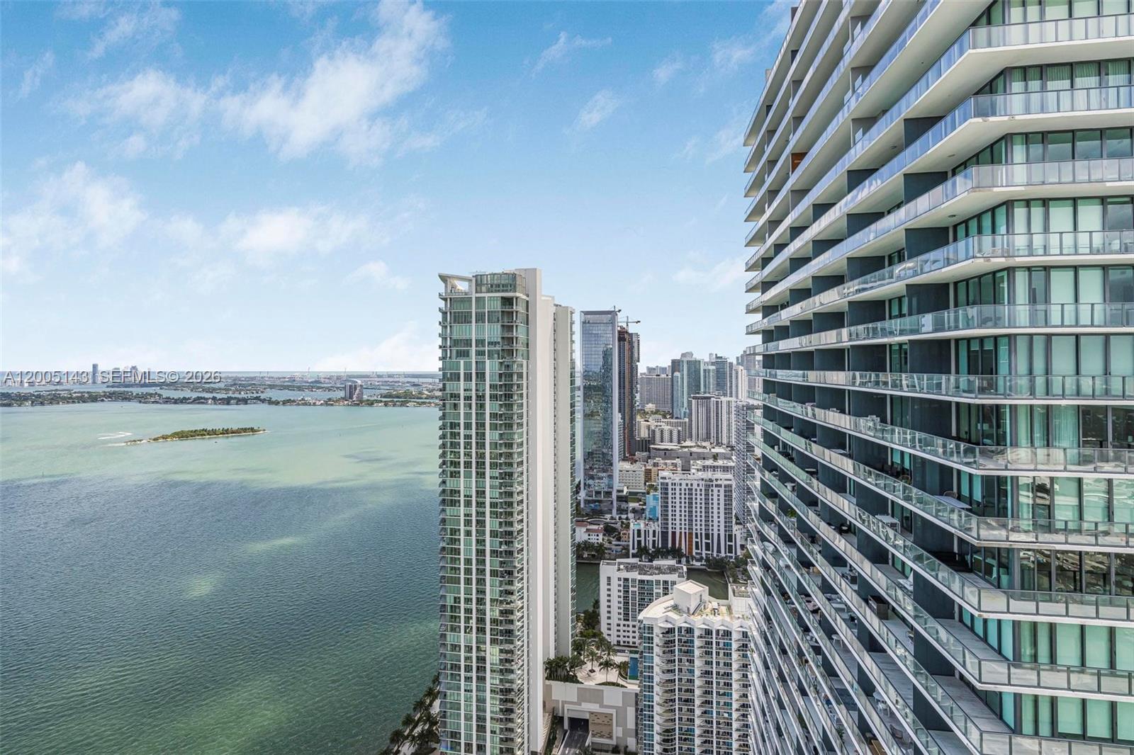 650 NE 32nd St #4903, Miami FL 33137