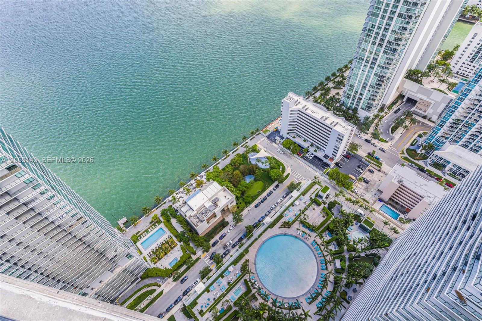 650 NE 32nd St #4903, Miami FL 33137