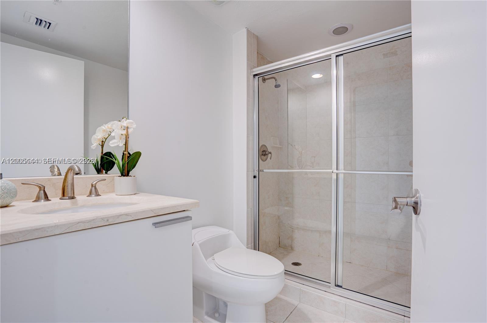 15051 Royal Oaks Ln #503, North Miami FL 33181