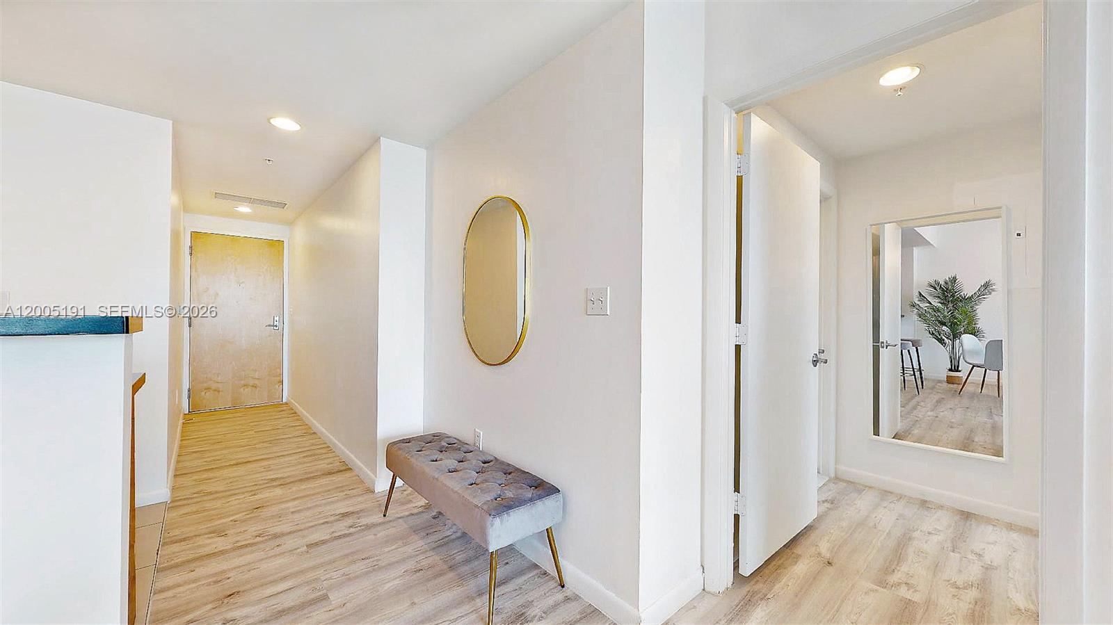 244 Biscayne Blvd #704, Miami FL 33132