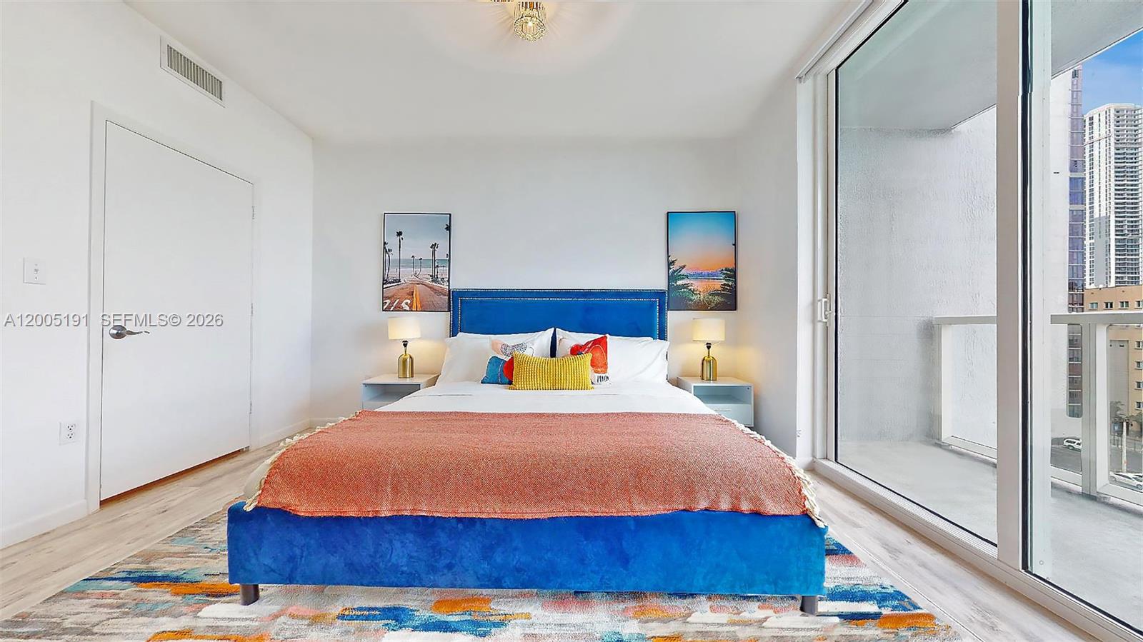 244 Biscayne Blvd #704, Miami FL 33132