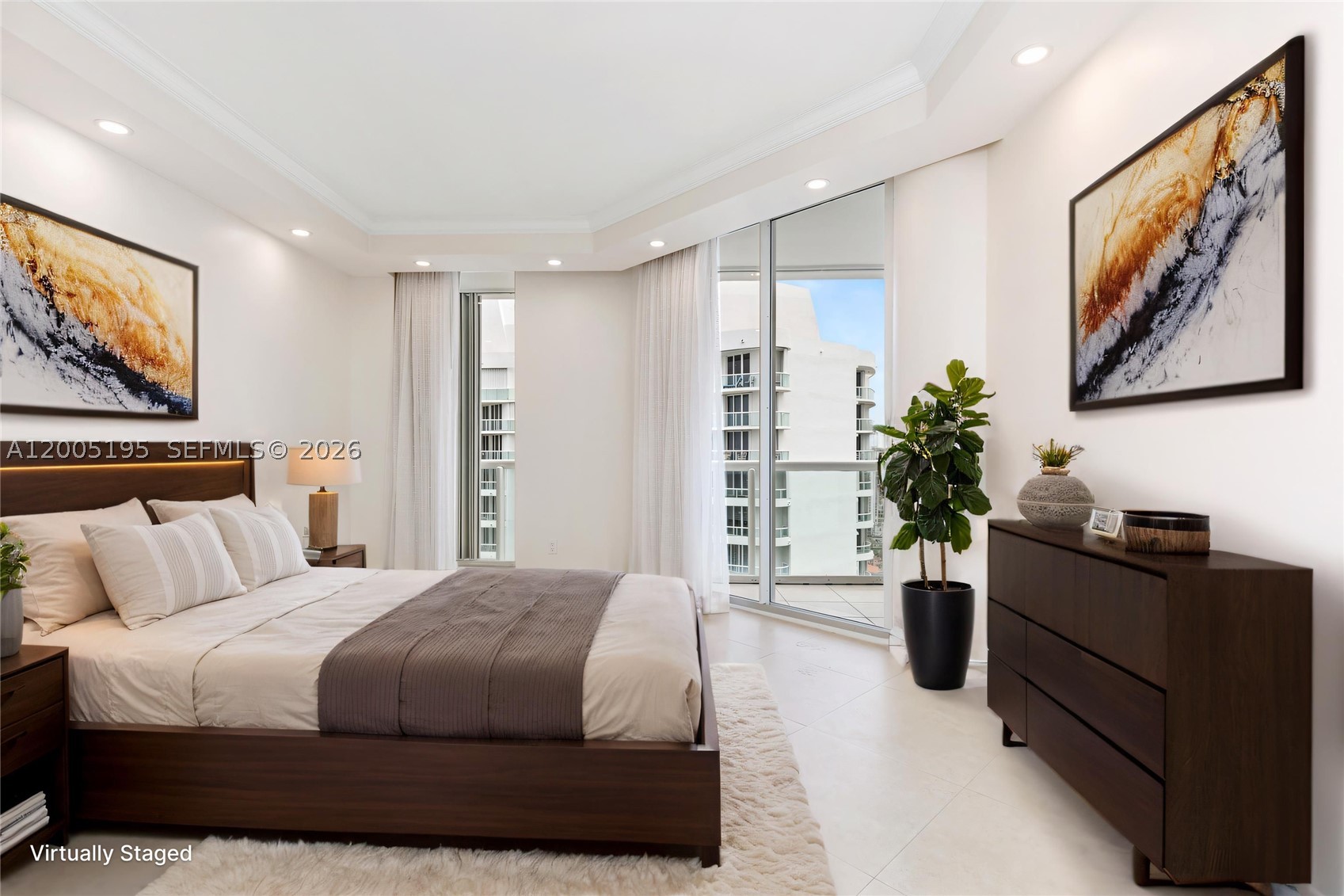 21150 Point PL #LPH 2902, Aventura FL 33180