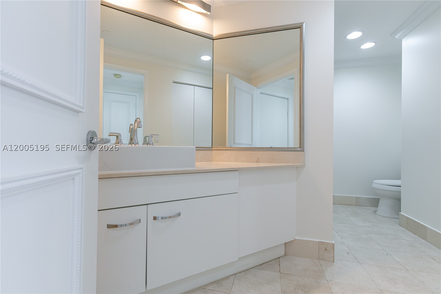 21150 Point PL #LPH 2902, Aventura FL 33180