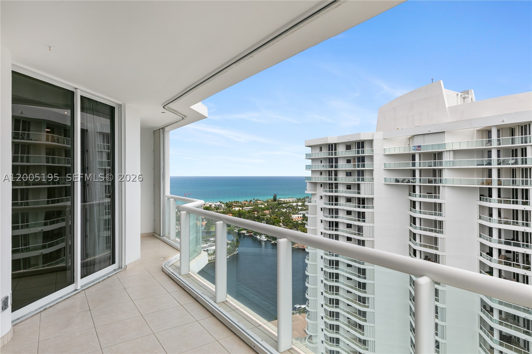 21150 Point PL #LPH 2902, Aventura FL 33180