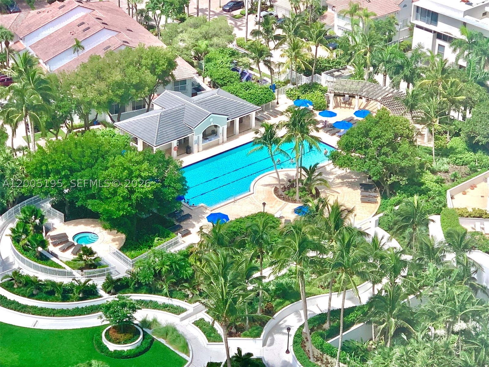 21150 Point PL #LPH 2902, Aventura FL 33180