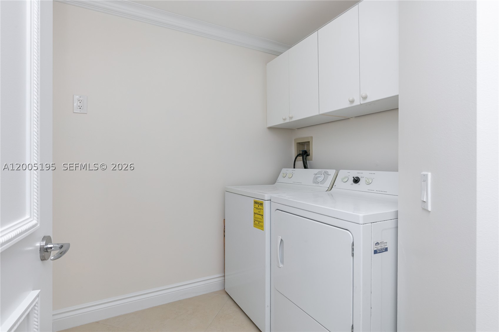 21150 Point PL #LPH 2902, Aventura FL 33180