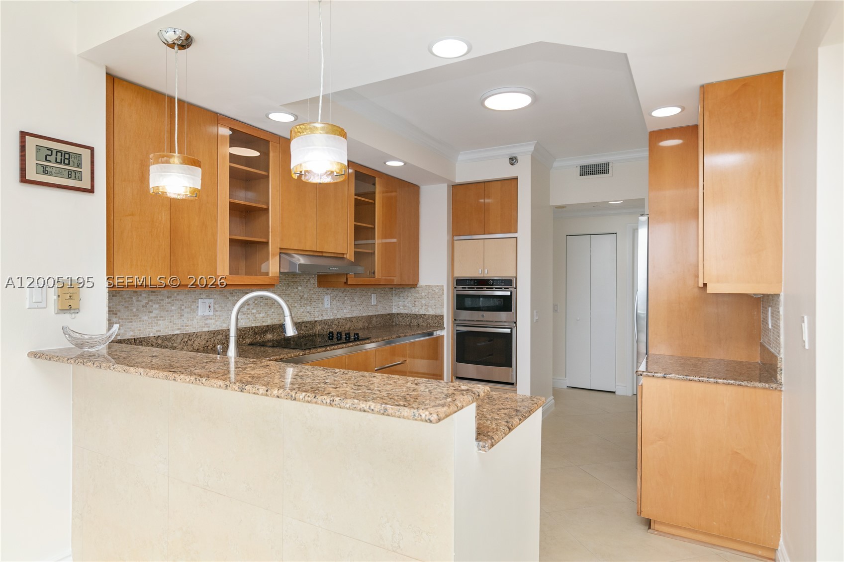 21150 Point PL #LPH 2902, Aventura FL 33180
