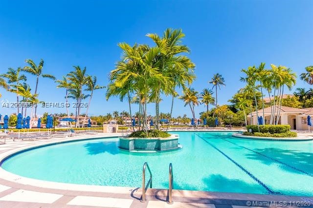21150 Point PL #LPH 2902, Aventura FL 33180