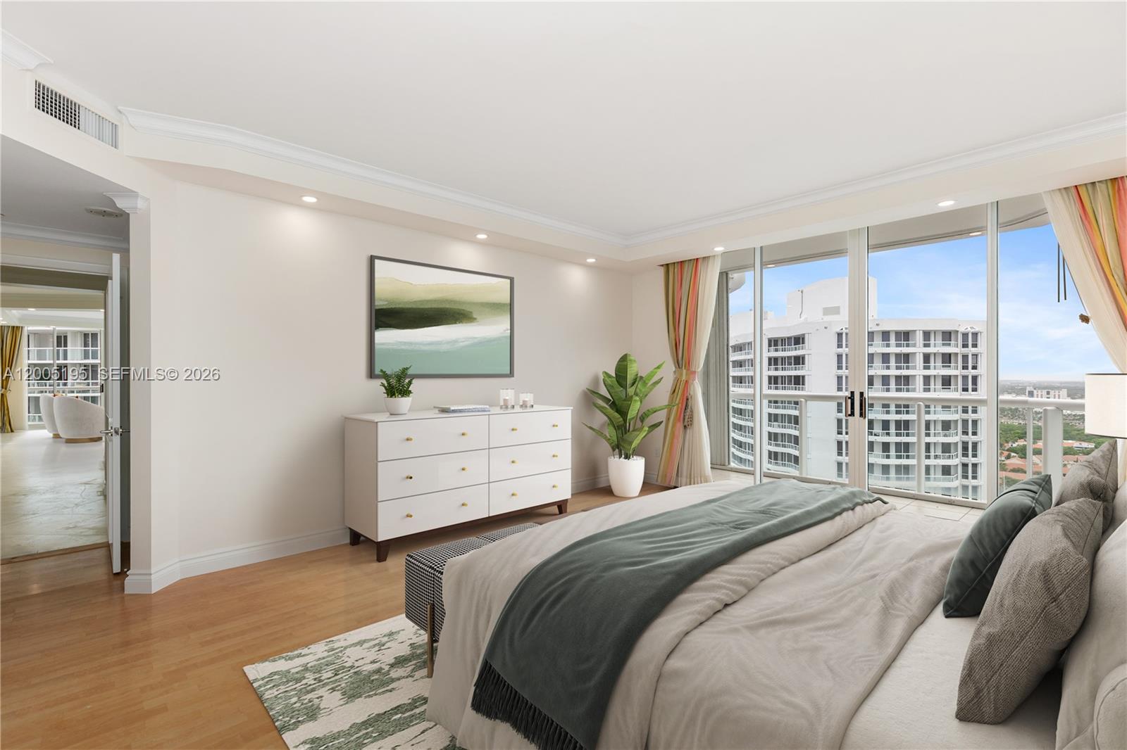 21150 Point PL #LPH 2902, Aventura FL 33180