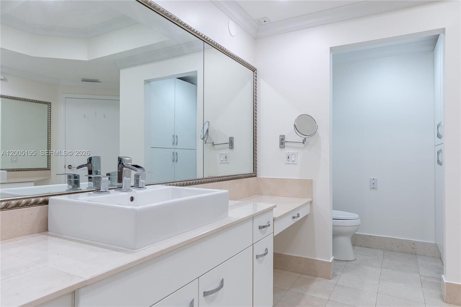 21150 Point PL #LPH 2902, Aventura FL 33180