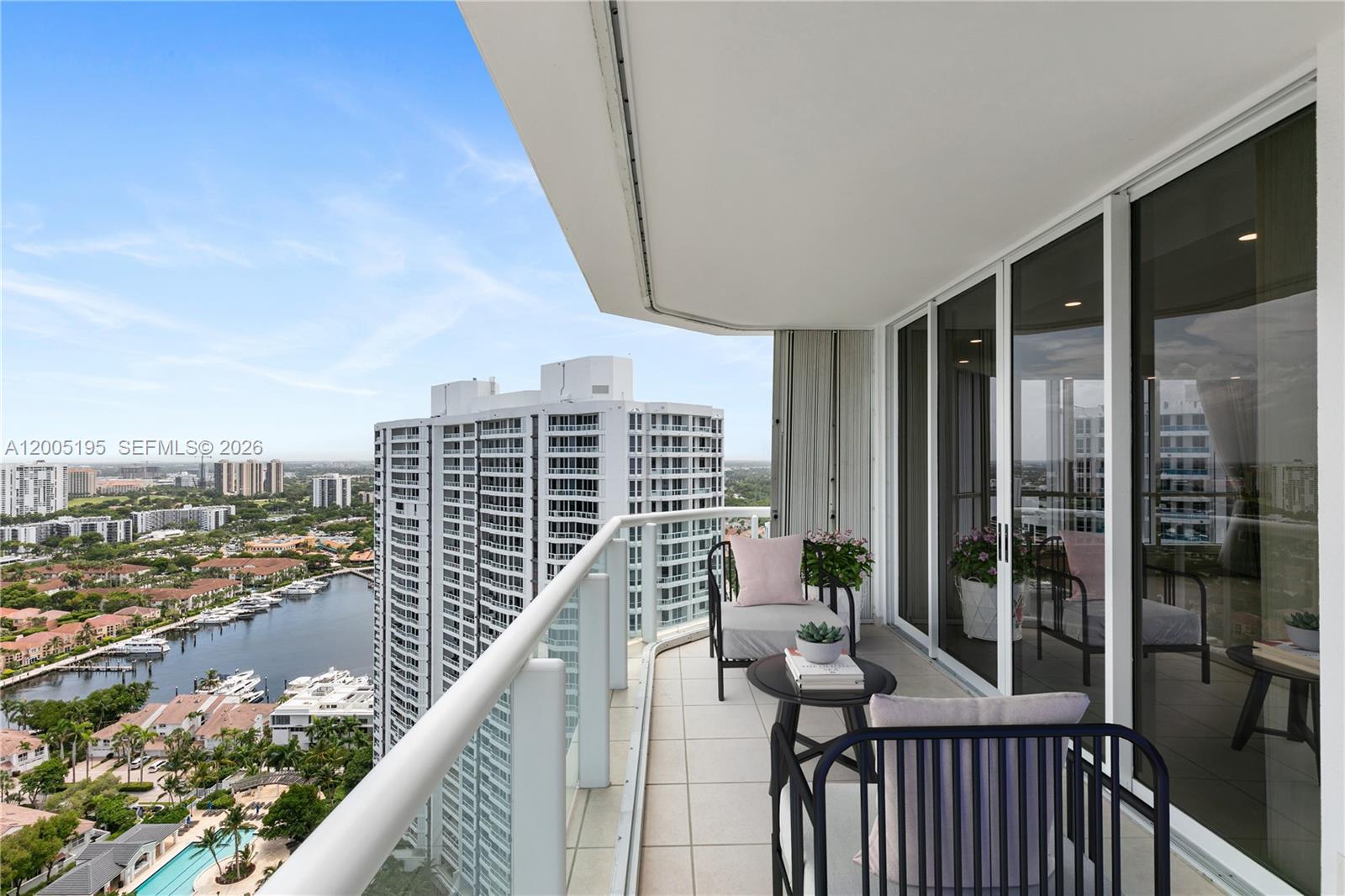 21150 Point PL #LPH 2902, Aventura FL 33180