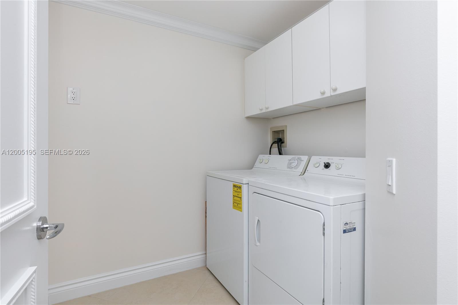 21150 Point PL #LPH 2902, Aventura FL 33180