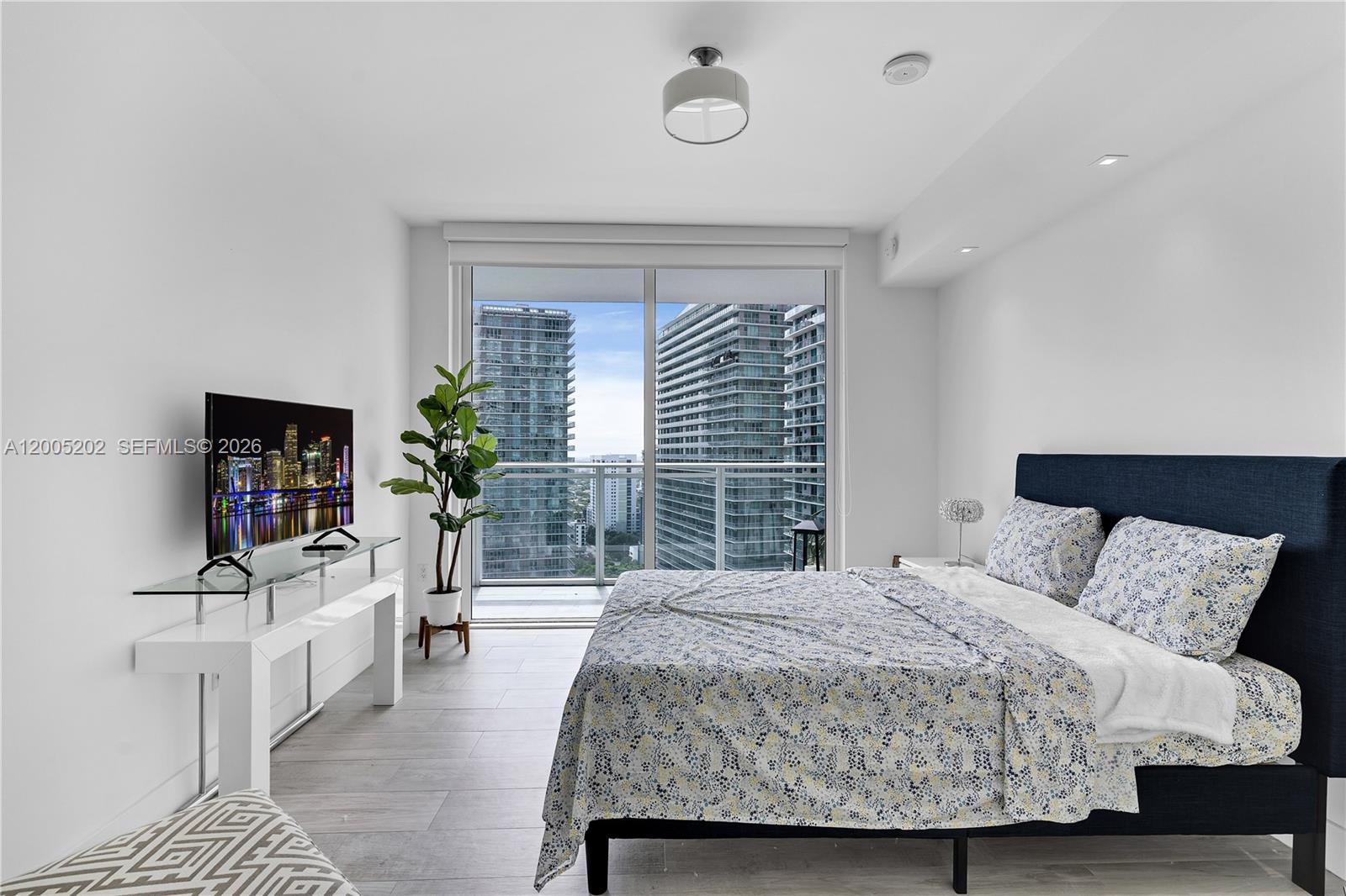 1080 Brickell Ave #2601, Miami FL 33131