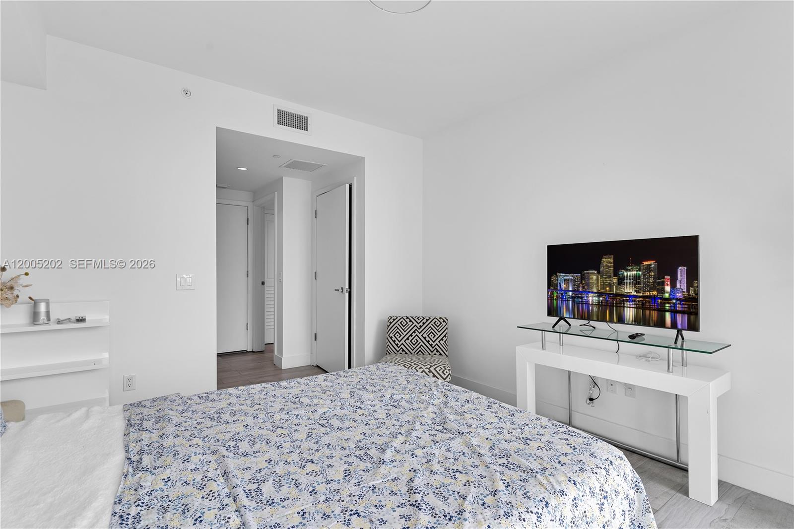 1080 Brickell Ave #2601, Miami FL 33131