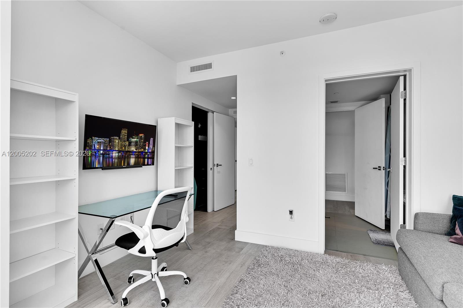 1080 Brickell Ave #2601, Miami FL 33131