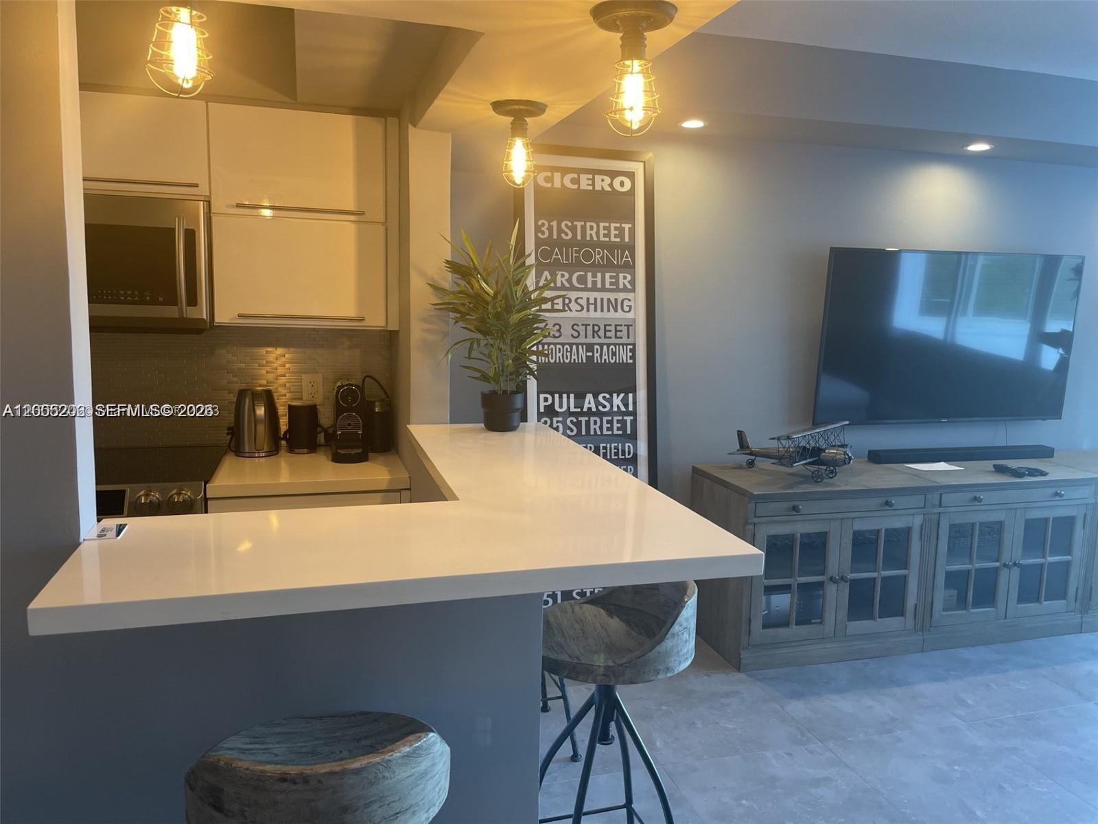 1000 West Ave #405, Miami Beach FL 33139