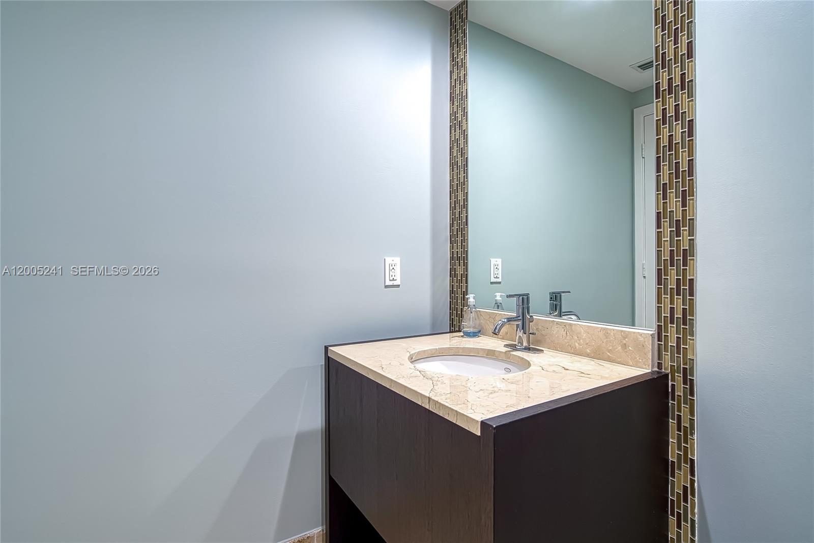 18201 Collins Ave #1701, Sunny Isles Beach FL 33160