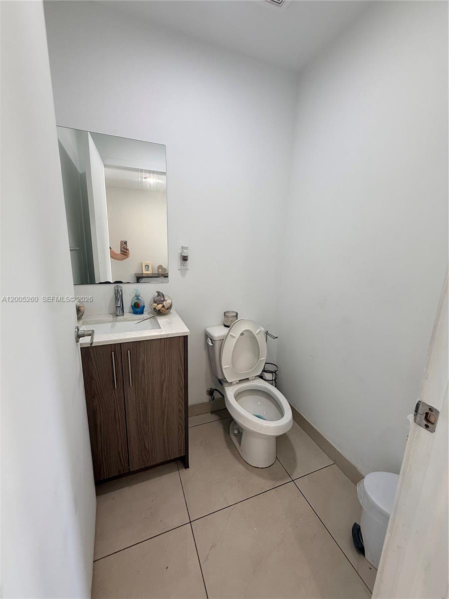 102 NW 10th Pl, Florida City FL 33034