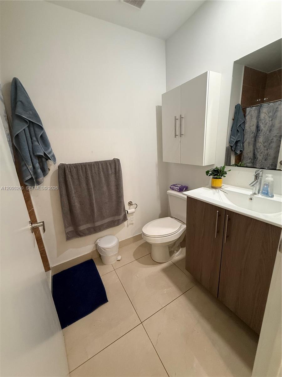 102 NW 10th Pl, Florida City FL 33034