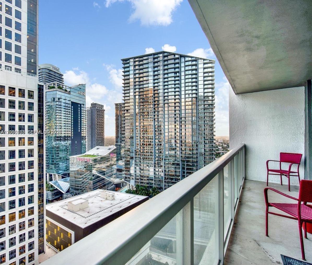 500 Brickell Ave #3008, Miami FL 33131