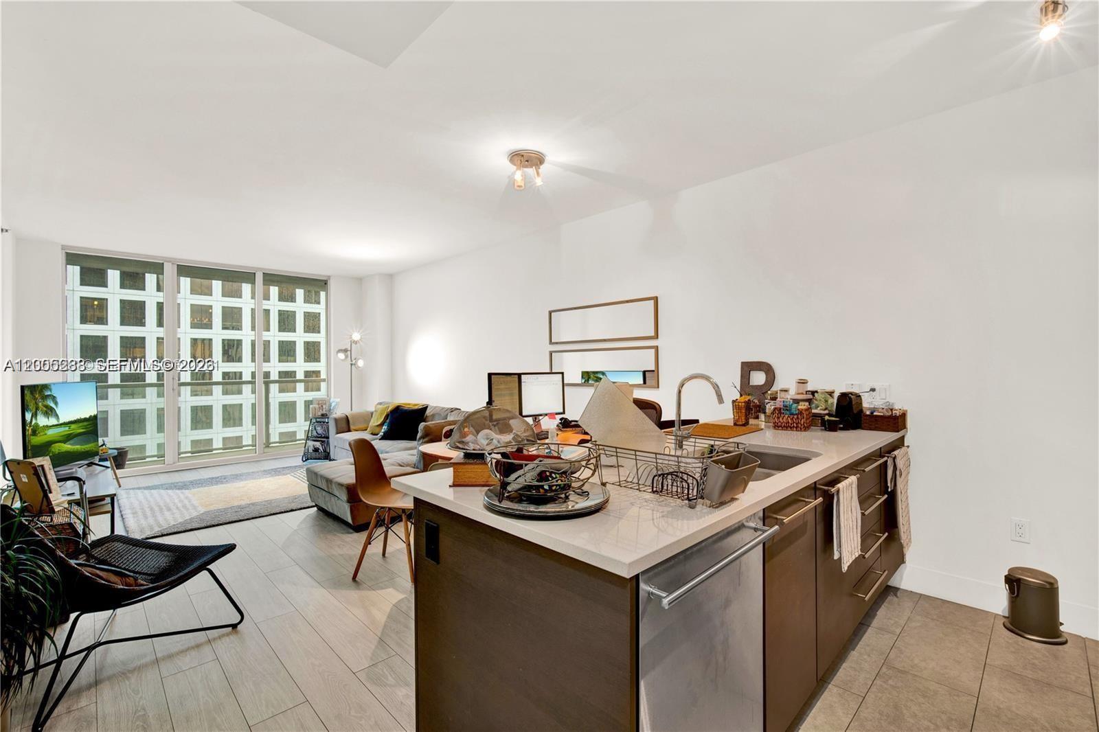 500 Brickell Ave #3008, Miami FL 33131