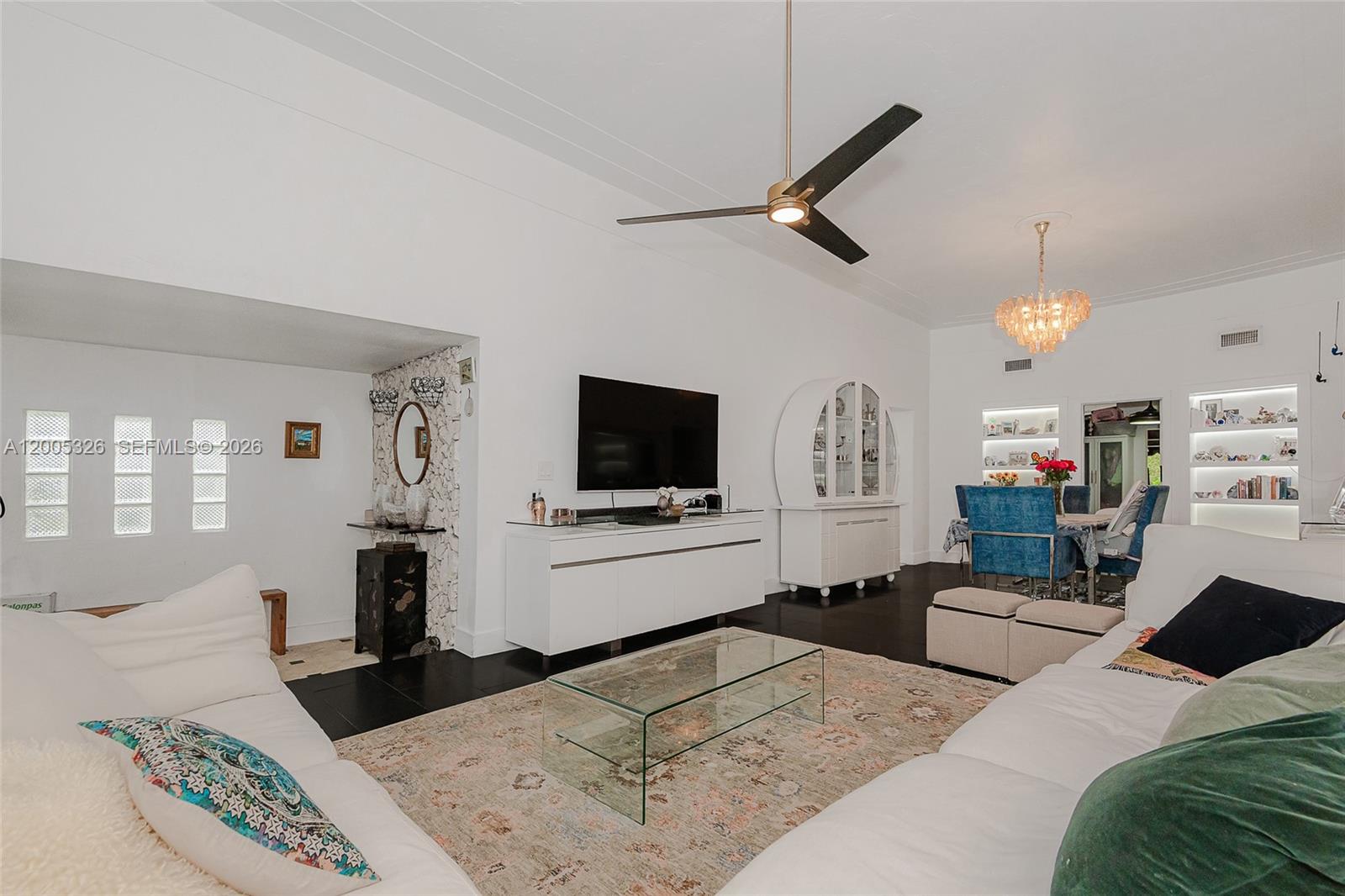 9048 Carlyle Ave, Surfside FL 33154