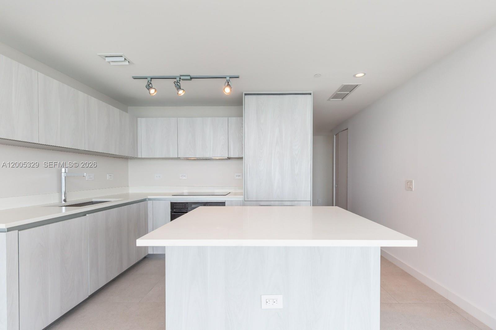 3131 NE 7th Ave #1406, Miami FL 33137