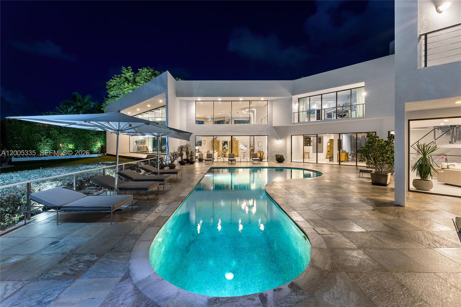 485 W Matheson Dr, Key Biscayne FL 33149