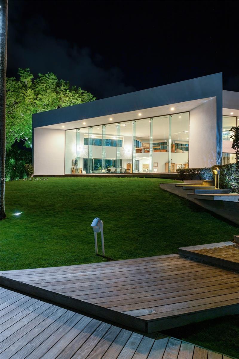 485 W Matheson Dr, Key Biscayne FL 33149