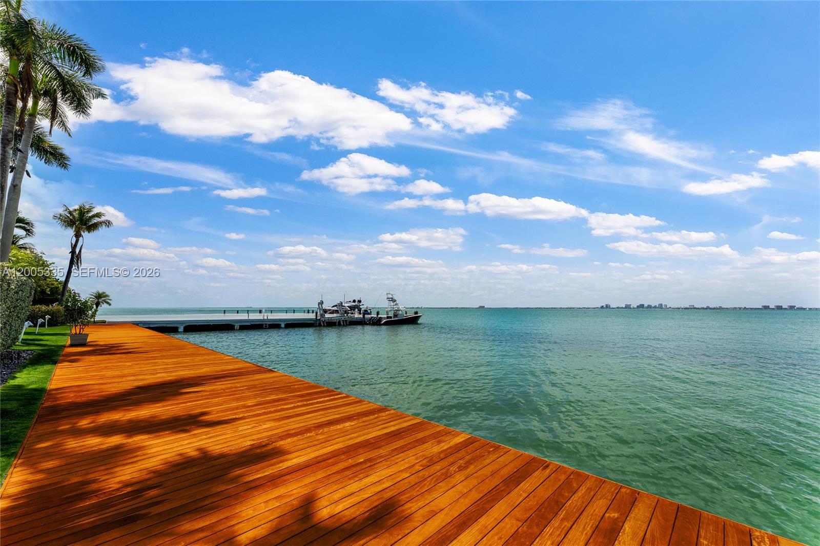 485 W Matheson Dr, Key Biscayne FL 33149