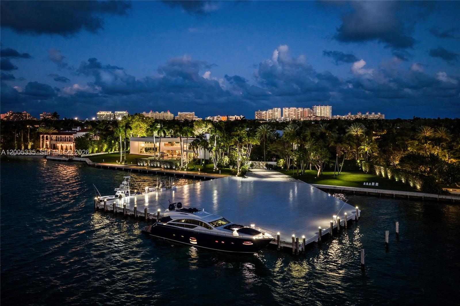 485 W Matheson Dr, Key Biscayne FL 33149
