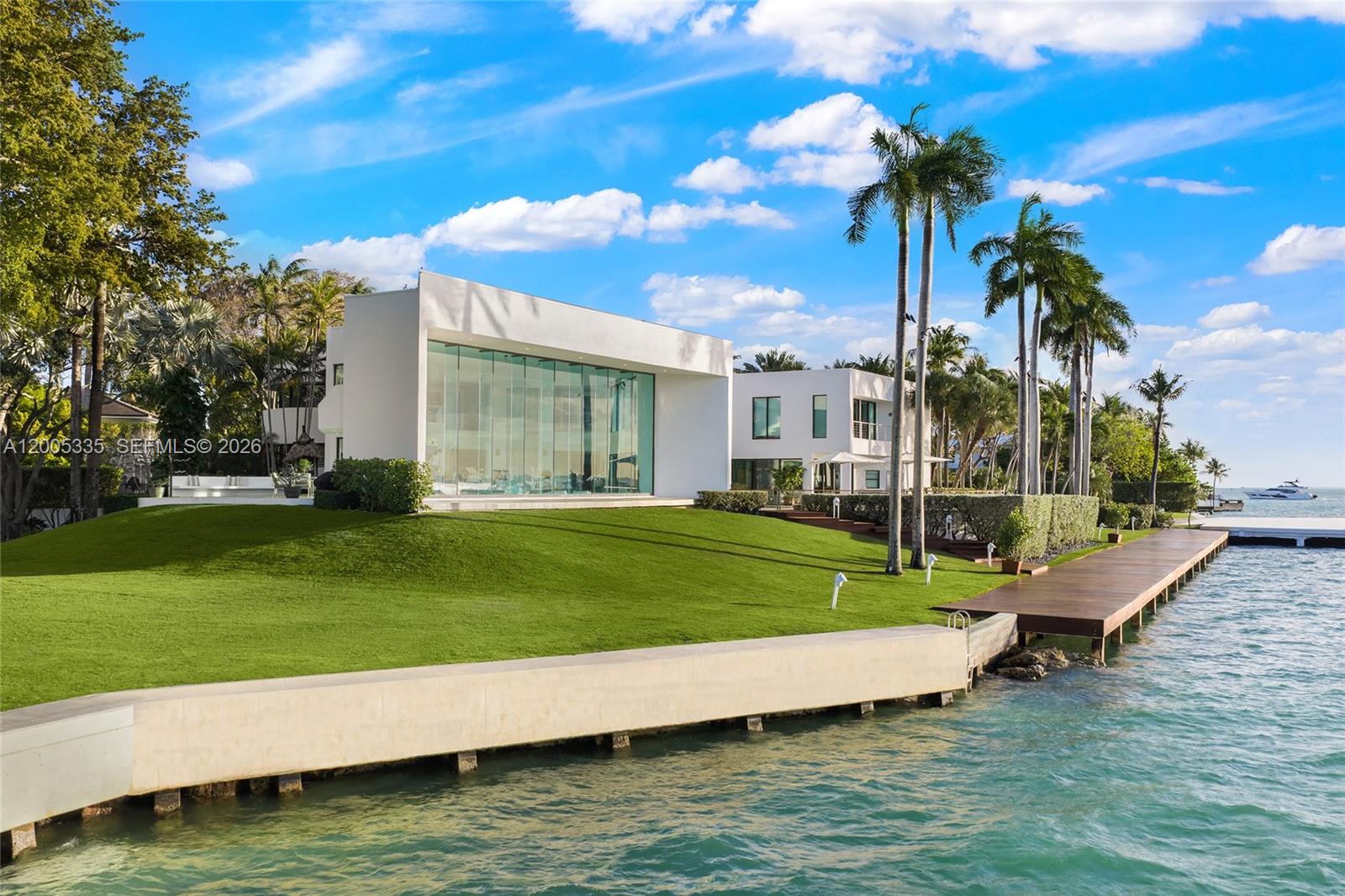 485 W Matheson Dr, Key Biscayne FL 33149