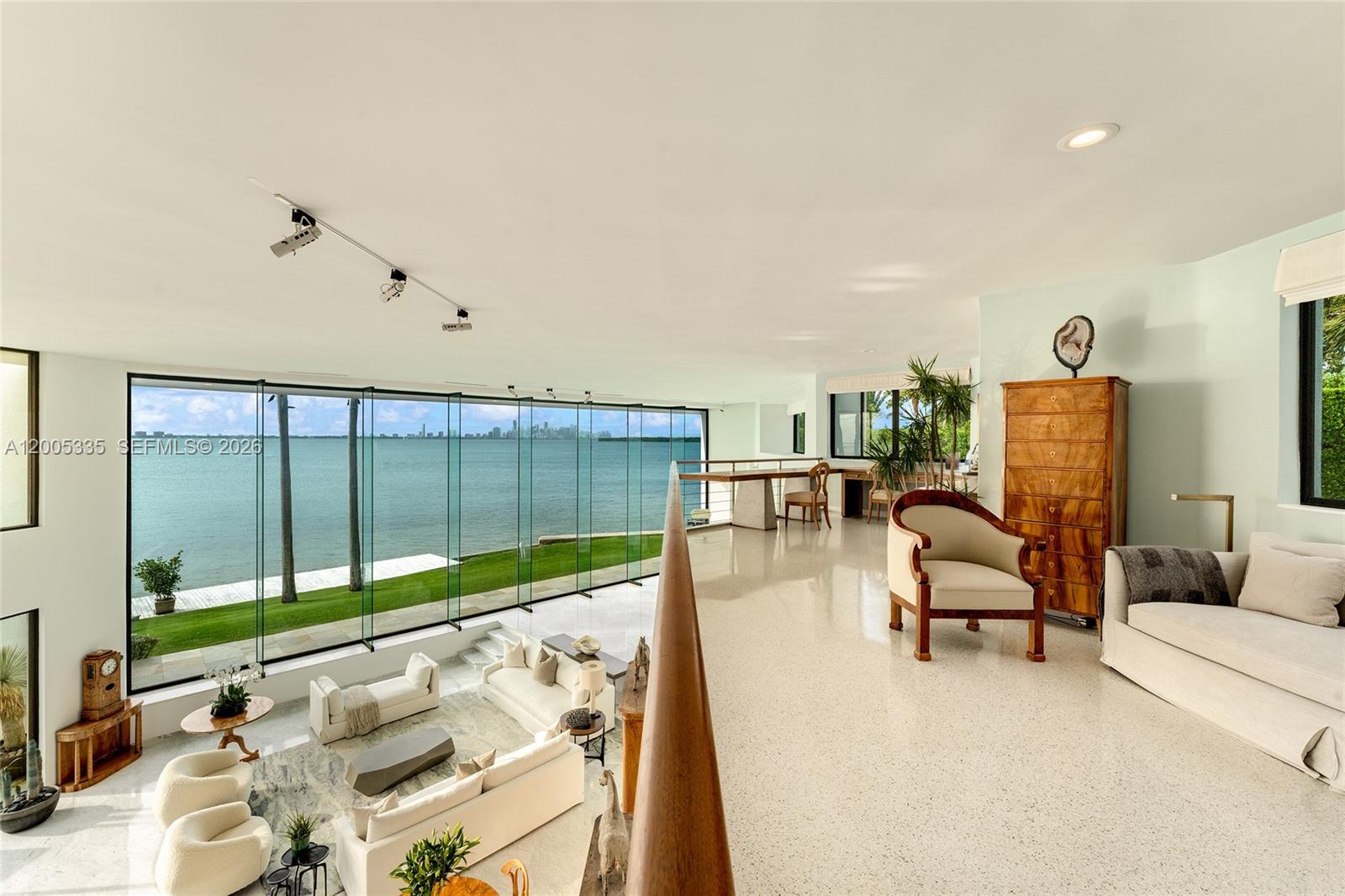 485 W Matheson Dr, Key Biscayne FL 33149
