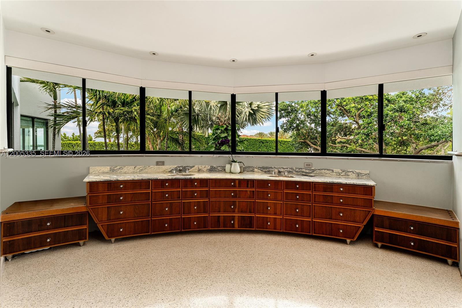 485 W Matheson Dr, Key Biscayne FL 33149