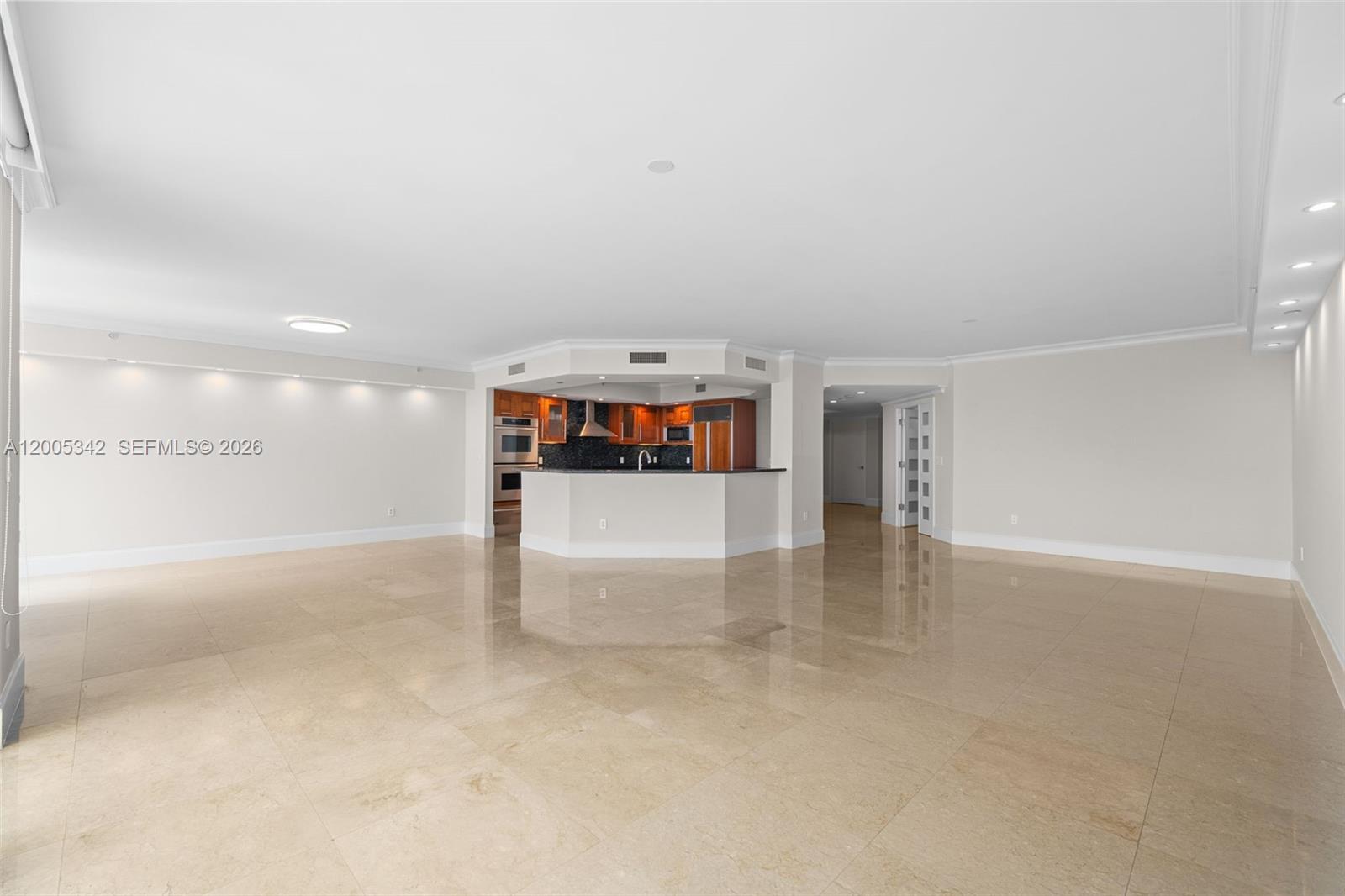 3301 NE 183rd St #1604, Aventura FL 33160