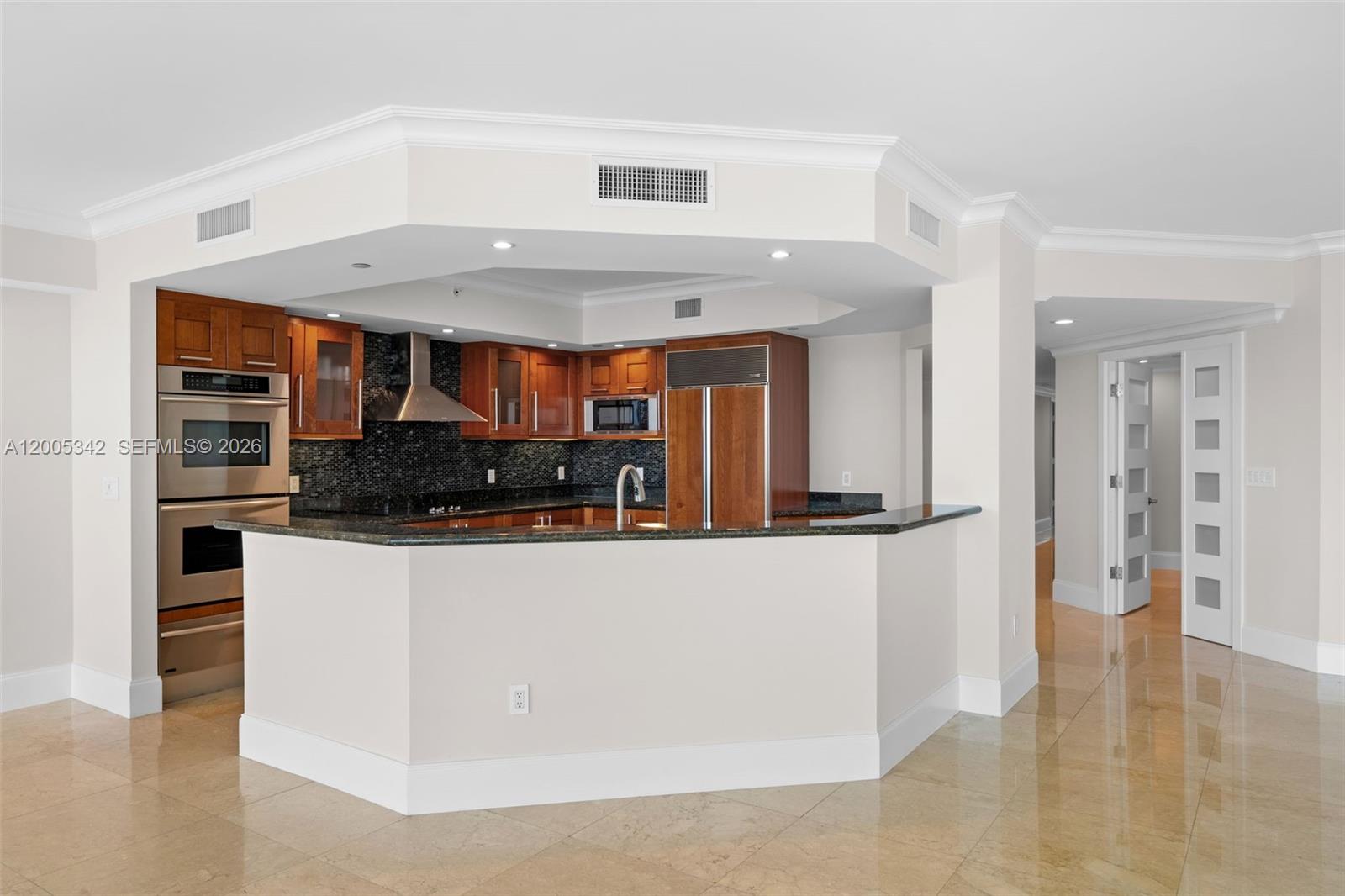 3301 NE 183rd St #1604, Aventura FL 33160