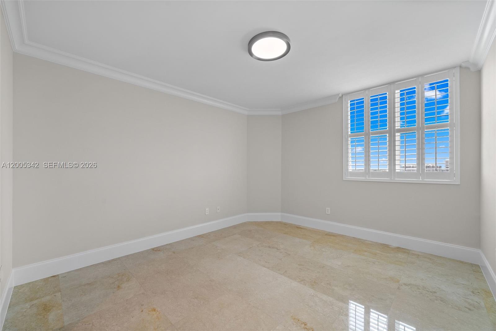 3301 NE 183rd St #1604, Aventura FL 33160