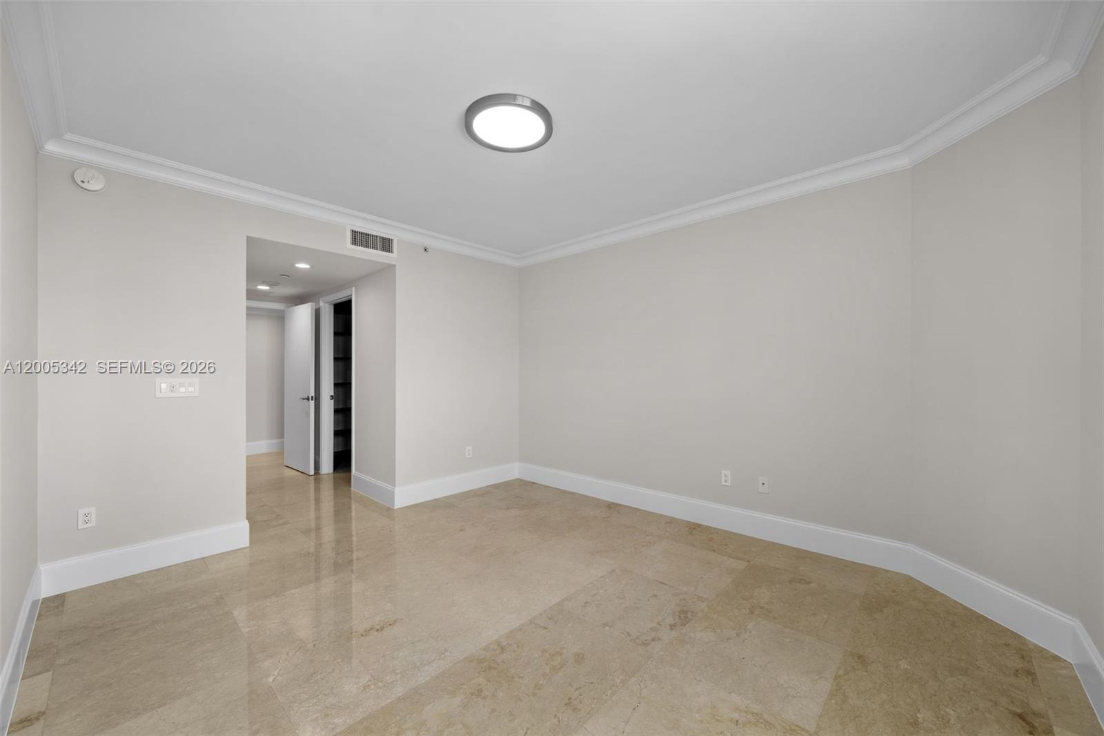 3301 NE 183rd St #1604, Aventura FL 33160