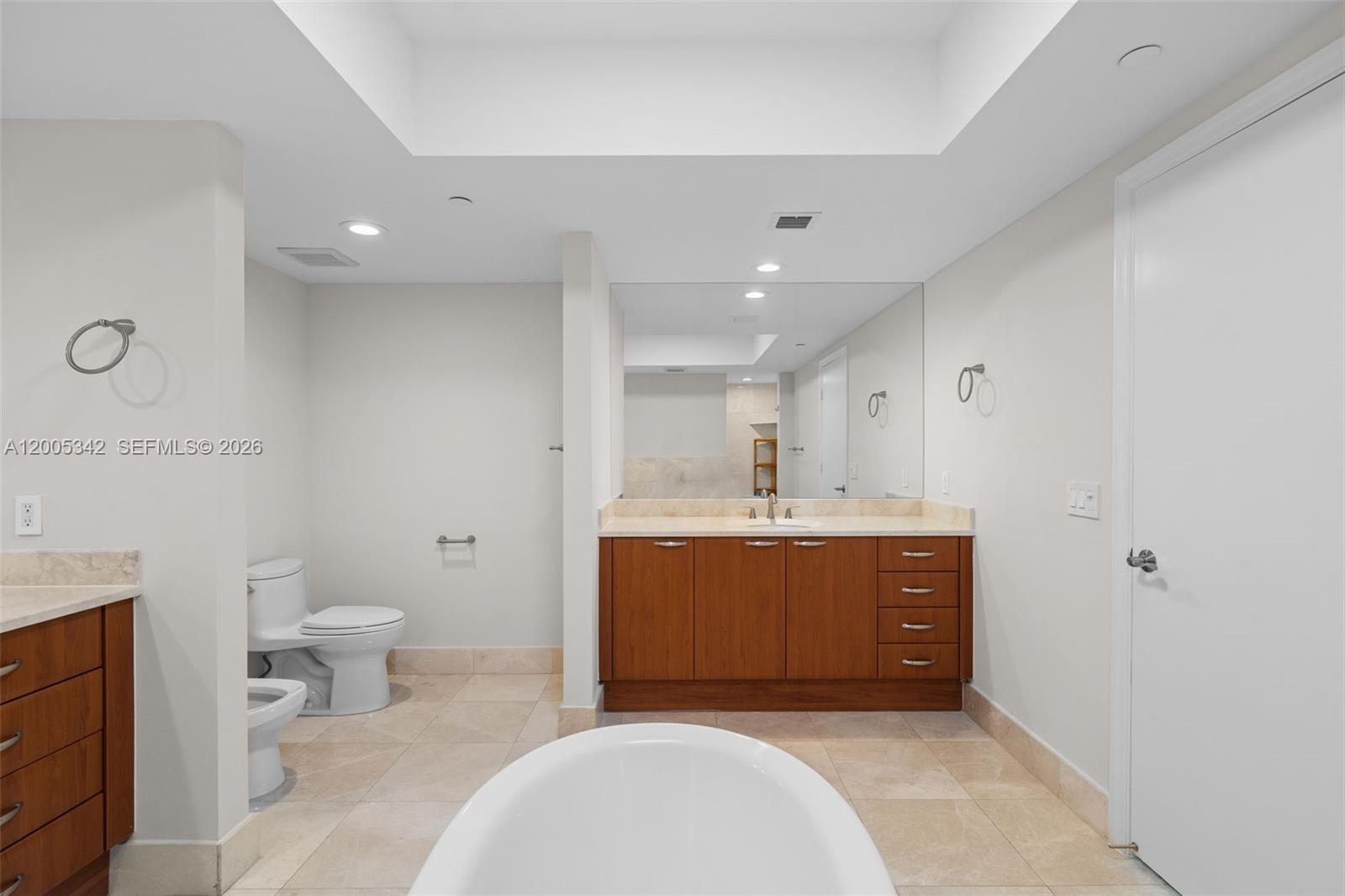 3301 NE 183rd St #1604, Aventura FL 33160